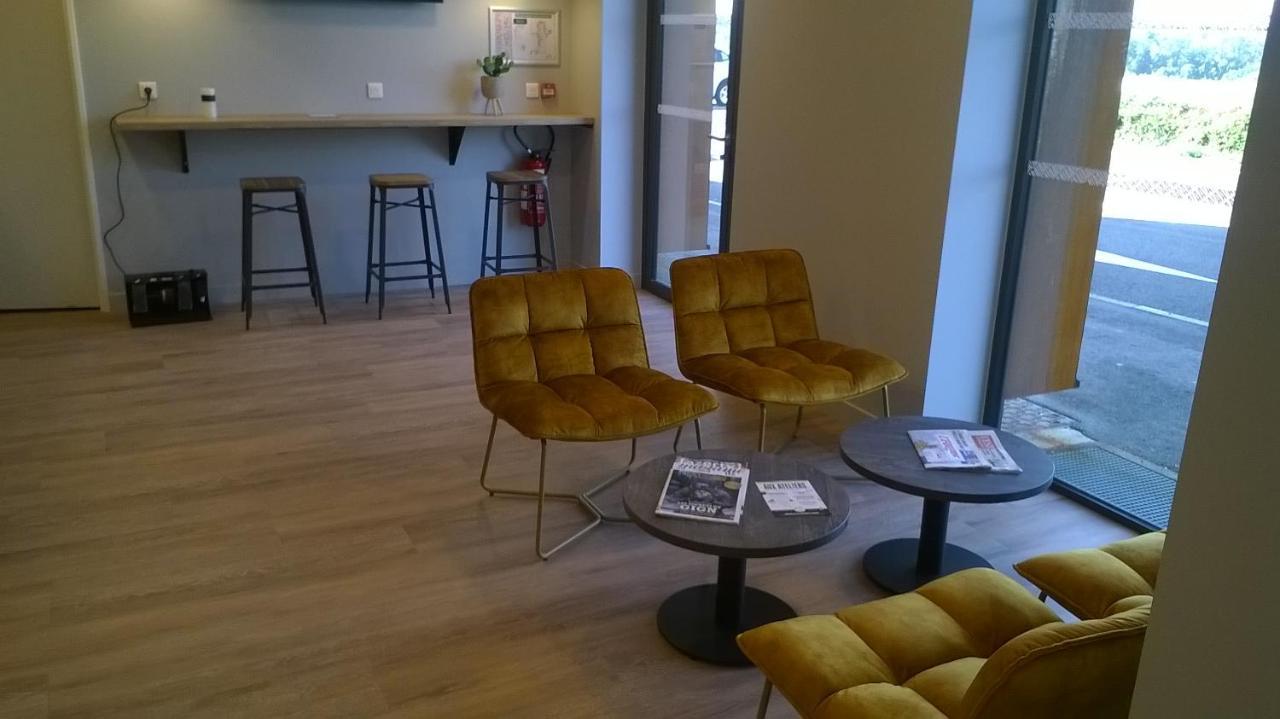 ホテル Aux Ateliers Miserey-Salines エクステリア 写真