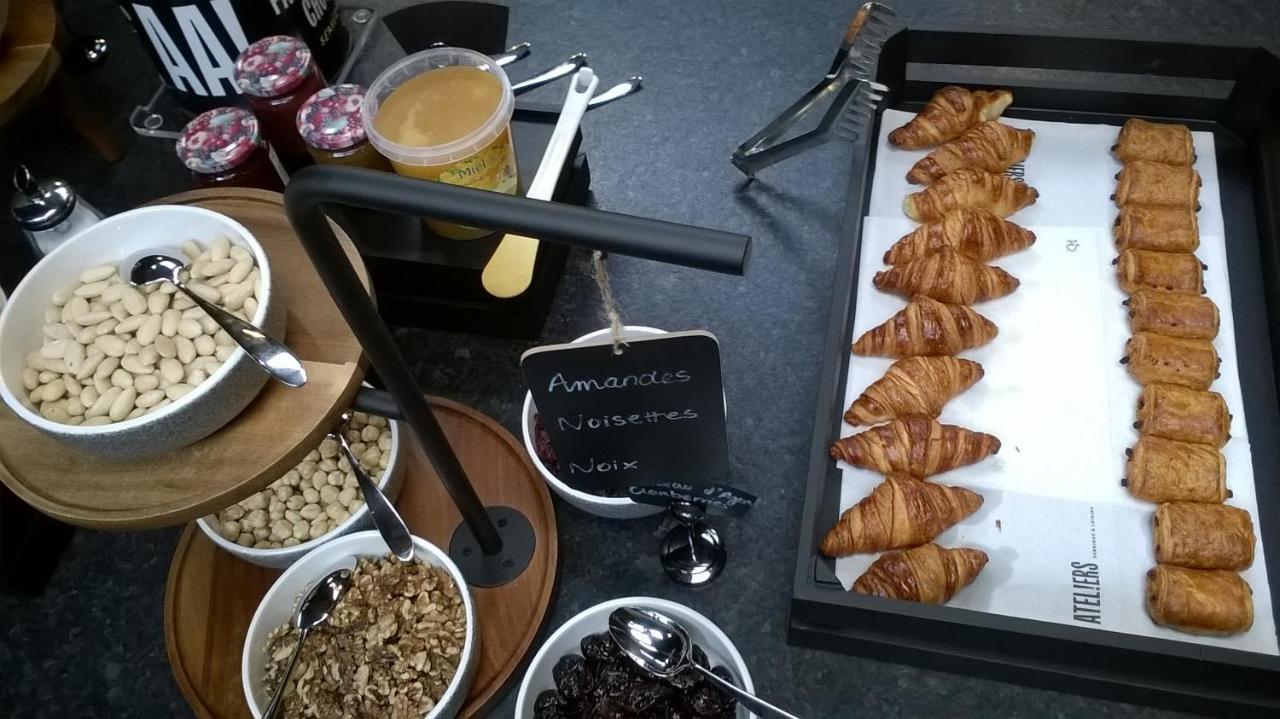 ホテル Aux Ateliers Miserey-Salines エクステリア 写真